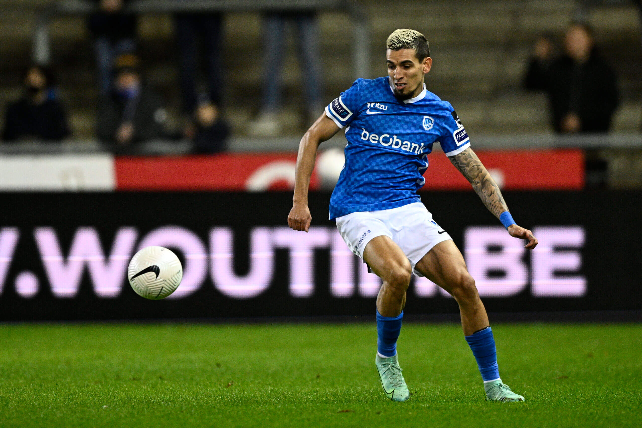 卡拉格_(卡拉格球衣几号) 第2张 卡拉格_(卡拉格球衣几号) 第2张