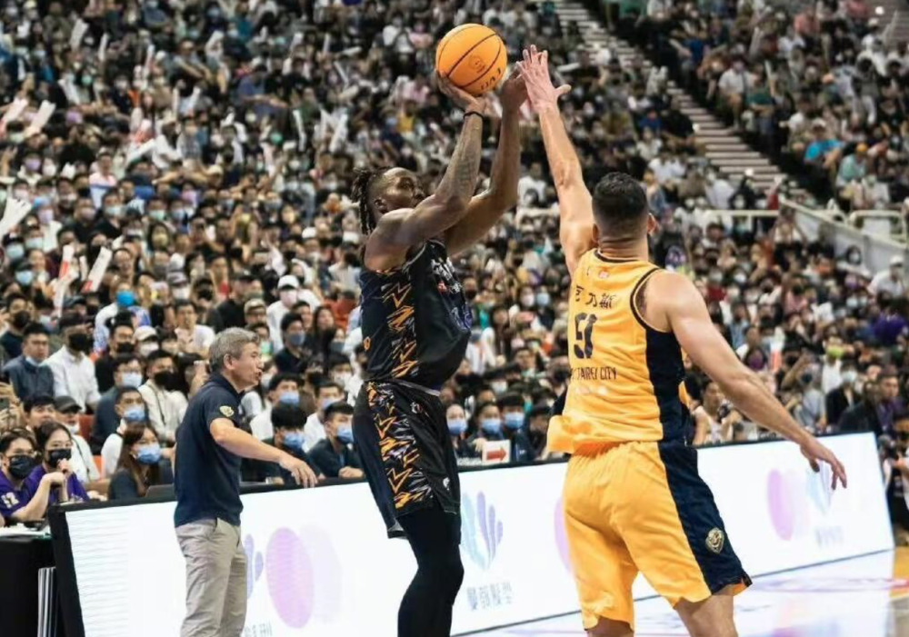 包含中台职大联盟:台啤永丰云豹VS新北中信特攻的词条 第1张 包含中台职大联盟:台啤永丰云豹VS新北中信特攻的词条 第1张