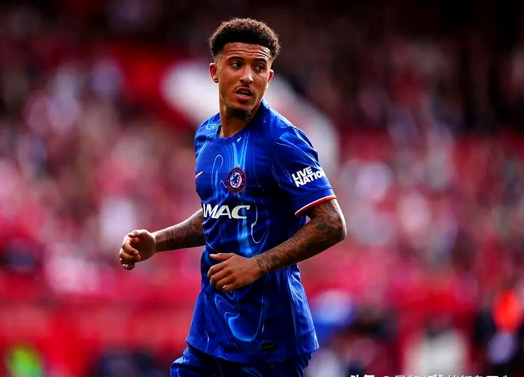 姆贝乌莫已返回布伦特福德训练与曼联的转会陷入僵局的简单介绍 第2张 姆贝乌莫已返回布伦特福德训练与曼联的转会陷入僵局的简单介绍 第2张