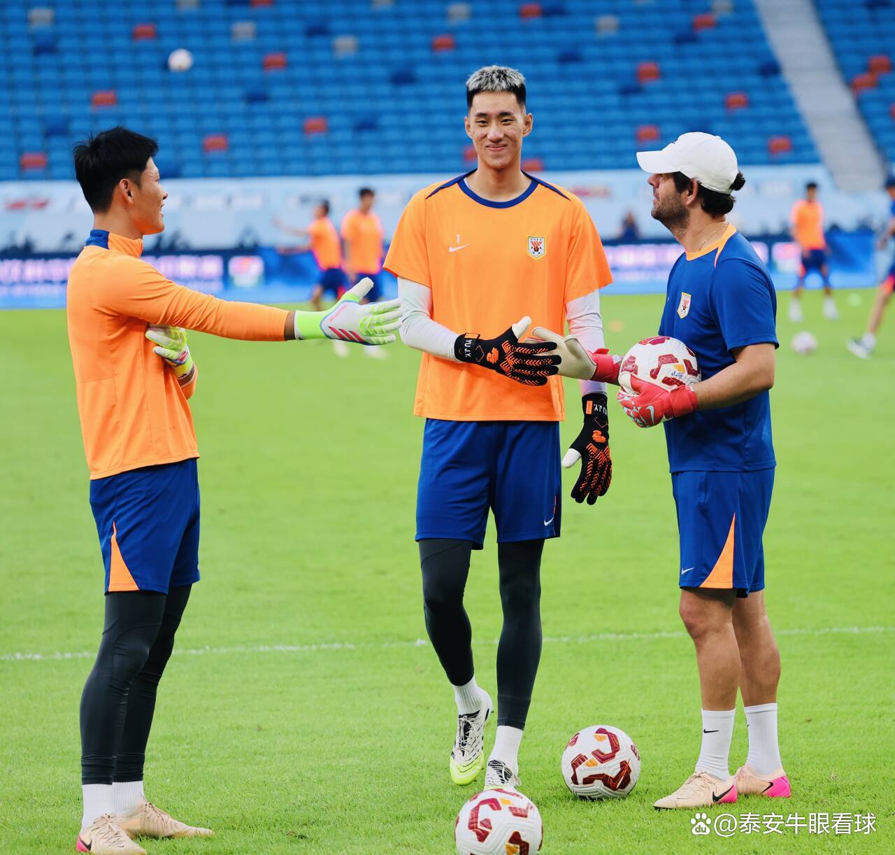 泰山队22将参加训练于金永归队谢文能等国脚未现身的简单介绍  第1张