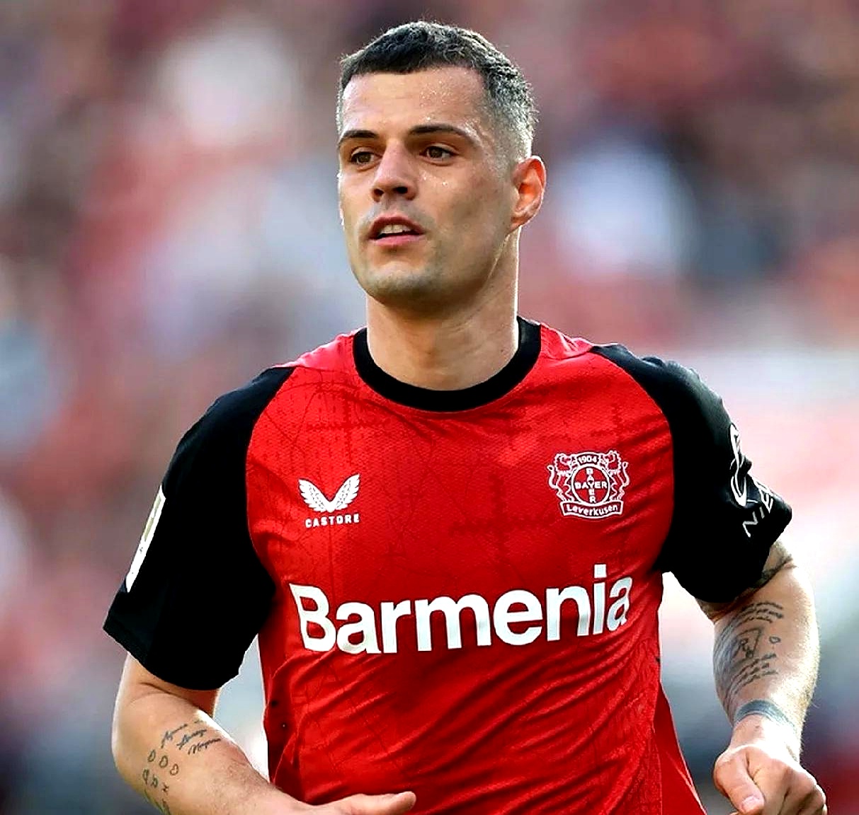 曝伊萨克将与纽卡官员会面球员已回到训练场的简单介绍 第1张 曝伊萨克将与纽卡官员会面球员已回到训练场的简单介绍 第1张