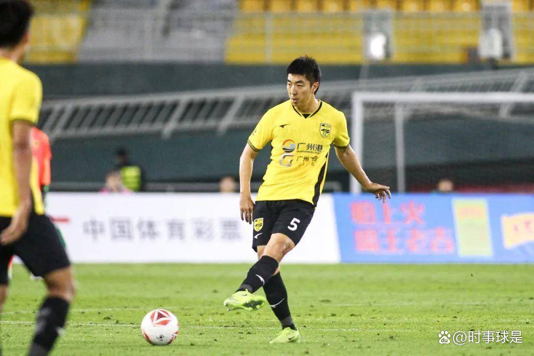 包含广东广州豹憾得中甲联赛第三名未能升入中超的词条  第2张