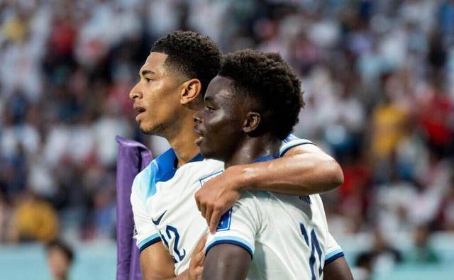 贝林厄姆和卡马文加参加部分草场训练两人新赛季均未出场的简单介绍