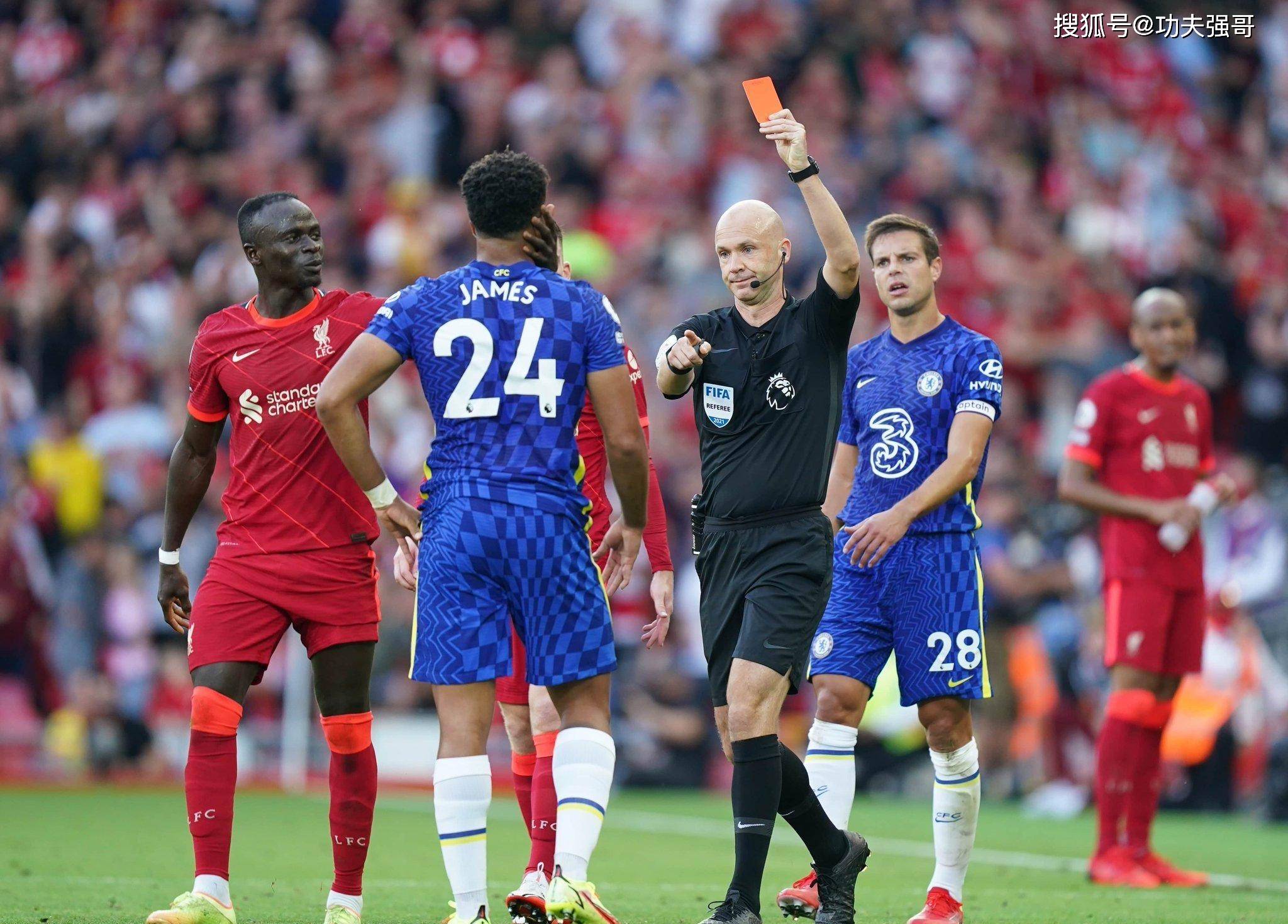 包含马雷斯卡抨击德拉普红牌替补登场仅仅7分钟的词条