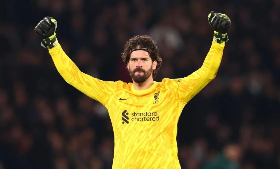 安东尼入选巴西国家队本赛季表现出色再次获得信任的简单介绍 第2张 安东尼入选巴西国家队本赛季表现出色再次获得信任的简单介绍 第2张