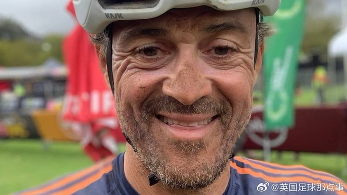 包含恩里克在骨折手术后首次亮相将出席本周比赛的词条 第1张 包含恩里克在骨折手术后首次亮相将出席本周比赛的词条 第1张