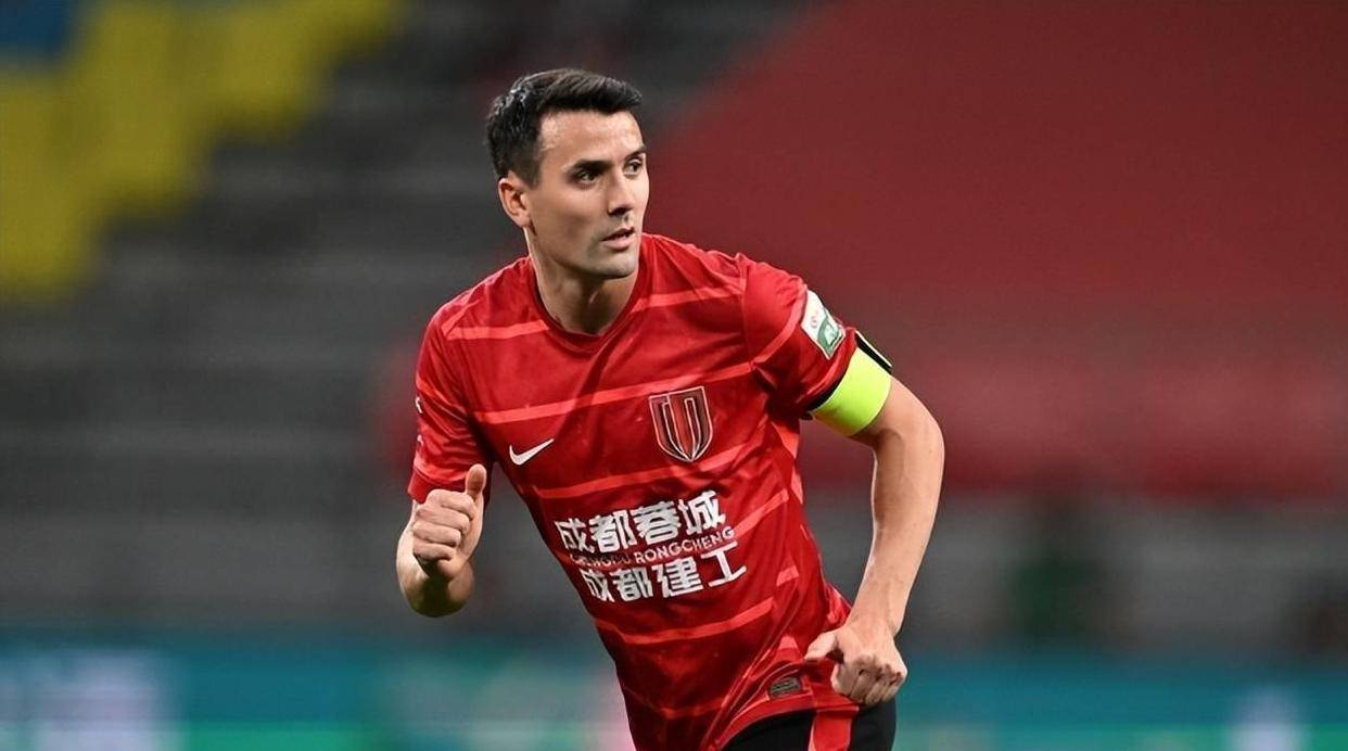 曝周定洋与成都蓉城续约破裂云南玉昆有意引进的简单介绍