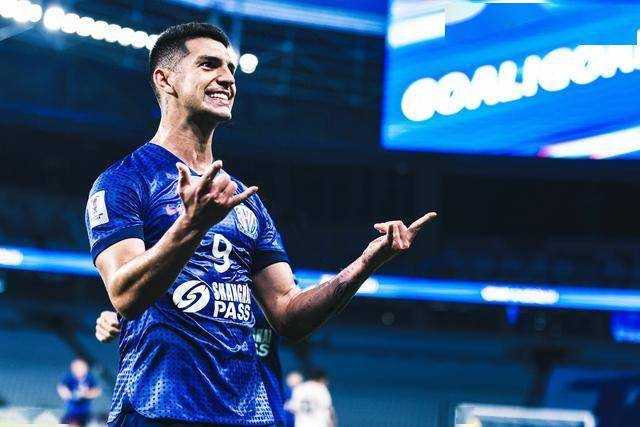 足协杯1/8决赛上海海港2-3上海申花路易斯帽子戏法吴曦助攻戴帽的简单介绍 第2张 足协杯1/8决赛上海海港2-3上海申花路易斯帽子戏法吴曦助攻戴帽的简单介绍 第2张