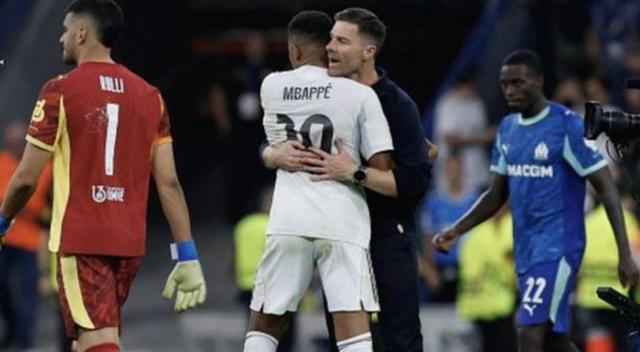 包含阿隆索与皇马球员关系紧张但依然获得高层的支持的词条 第1张 包含阿隆索与皇马球员关系紧张但依然获得高层的支持的词条 第1张