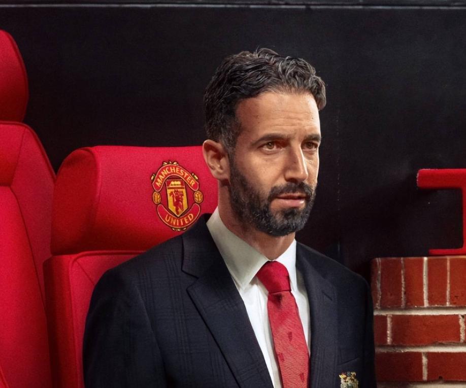 包含曝阿莫林曾开会批评乌加特质疑其职业生涯态度的词条